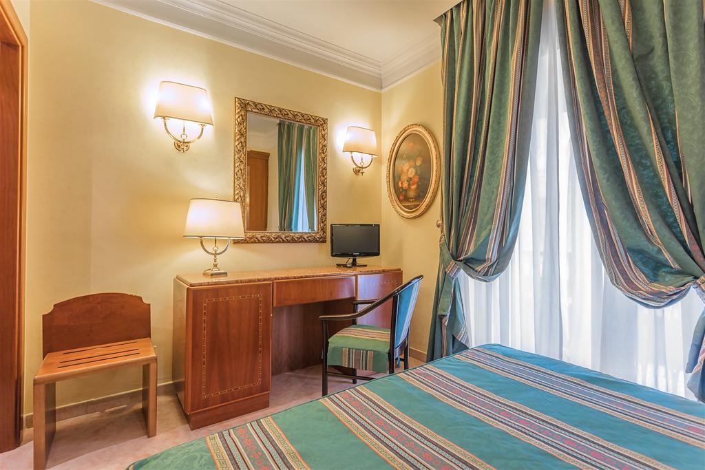 Raeli Hotel Luce Roma Esterno foto