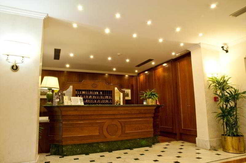 Raeli Hotel Luce Roma Esterno foto